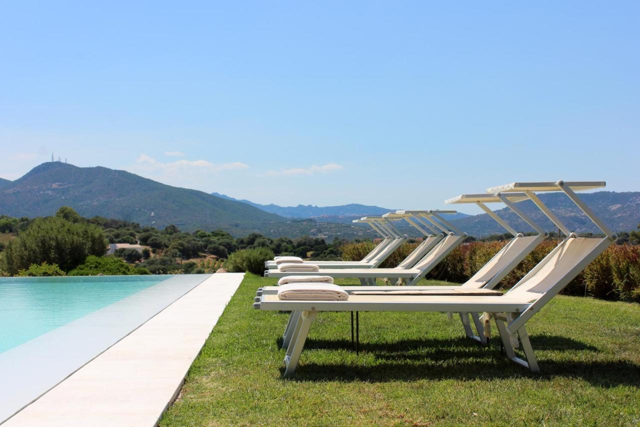 Albero Capovolto Bed & Breakfast Golfo Aranci Dış mekan fotoğraf